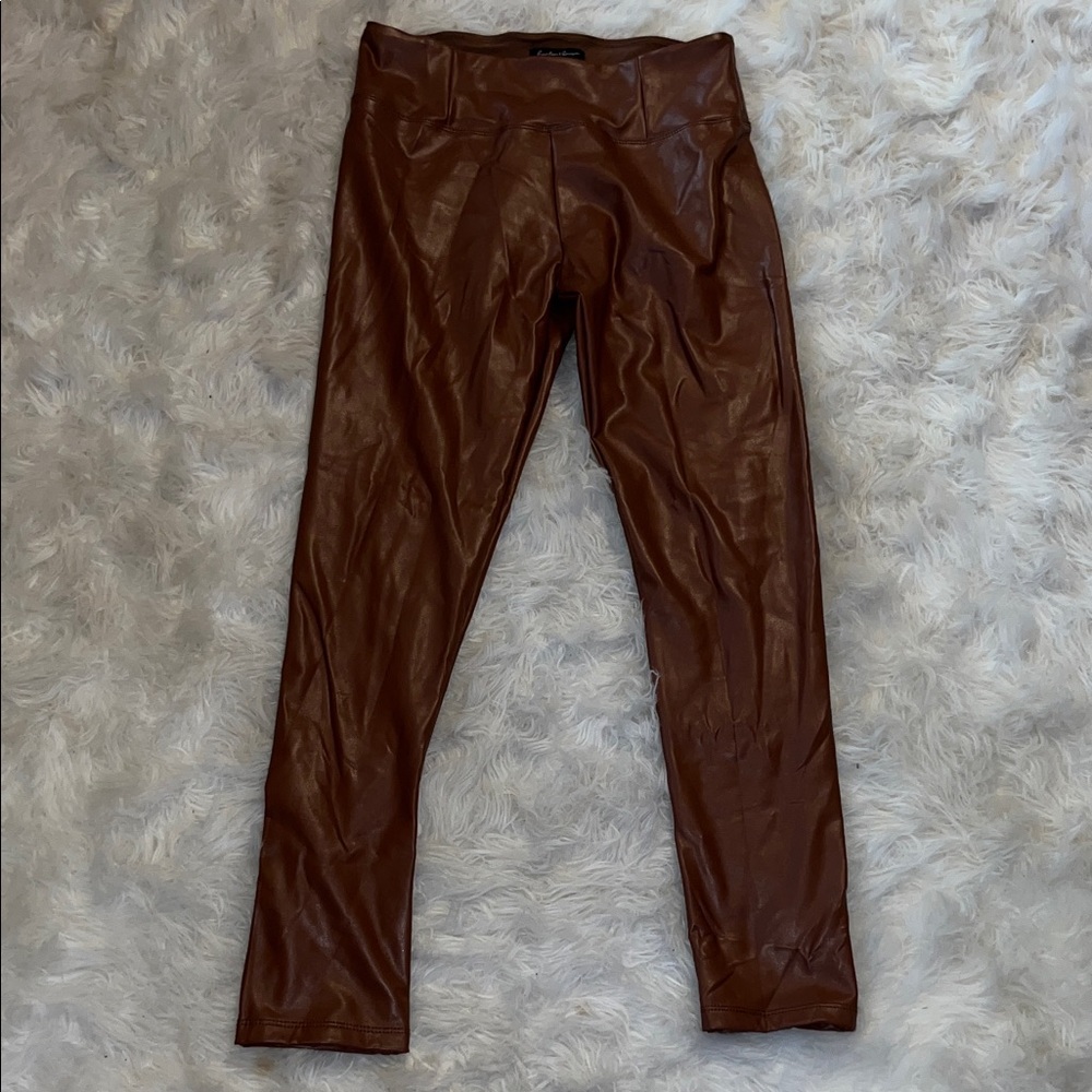 High-Rise Faux Leather Leggings in Brown